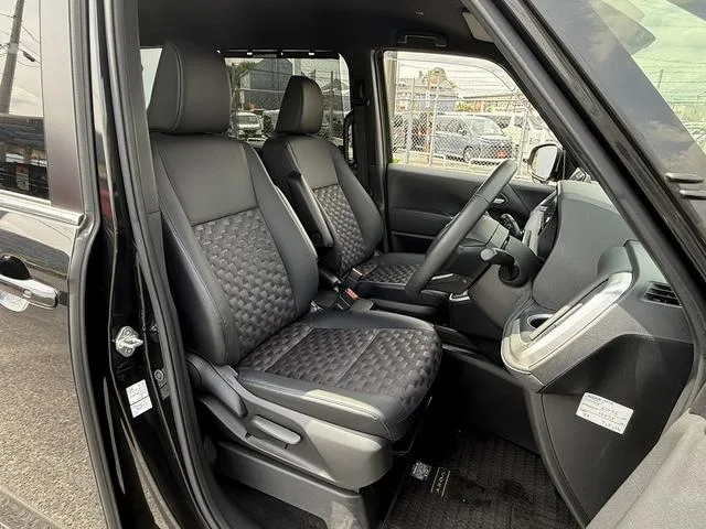 Toyota VOXY HYBRID S-Z 2023 — миниатюра 4