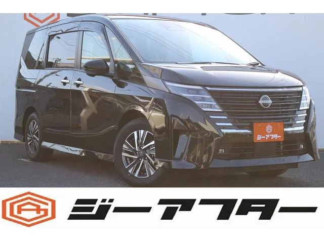 Nissan SERENA E-POWER LUXION 2025 — фото 1, купить с доставкой в Москву
