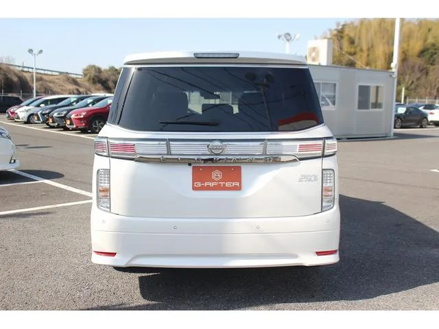 Nissan ELGRAND 250HIGHWAY STAR S 2024 — миниатюра 3