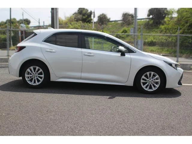 Toyota COROLLASPORT HYBRID G 2022 — миниатюра 3