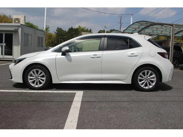 Toyota COROLLASPORT HYBRID G 2022 — миниатюра 4