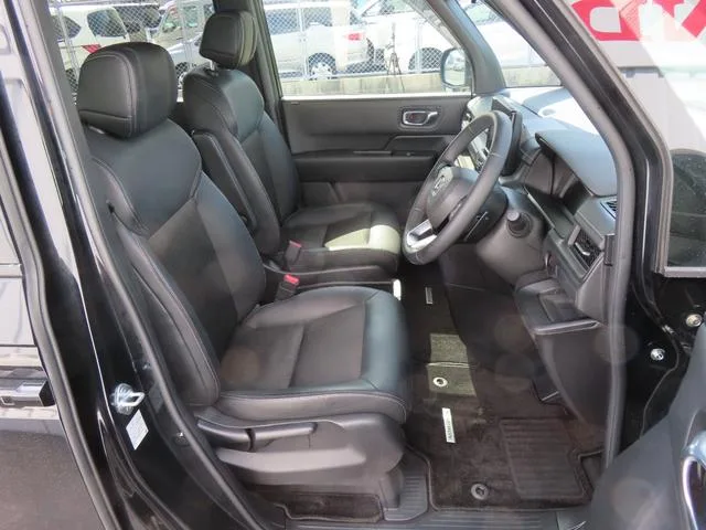 Honda STEPWAGON E:HEV SPADA 2023 — миниатюра 4