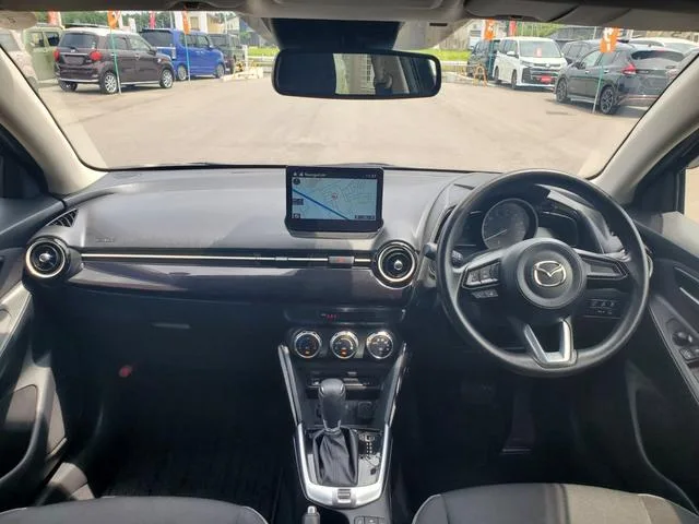 Mazda MAZDA2 15 BD 2023 — миниатюра 4