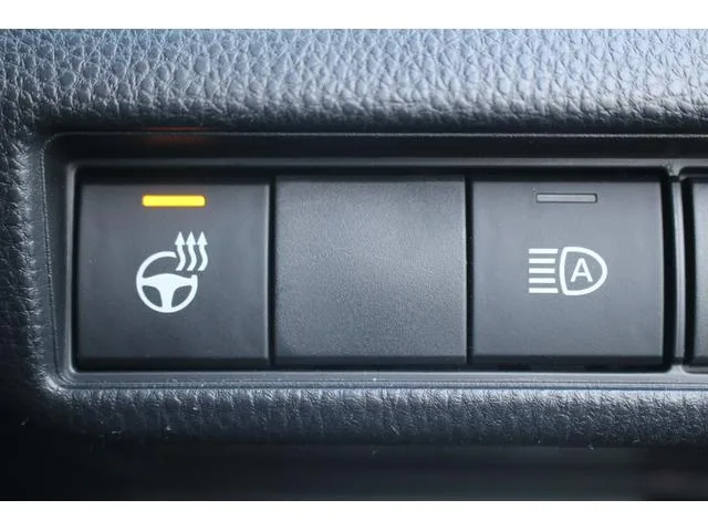 Toyota Prius Z 2023 — миниатюра 2