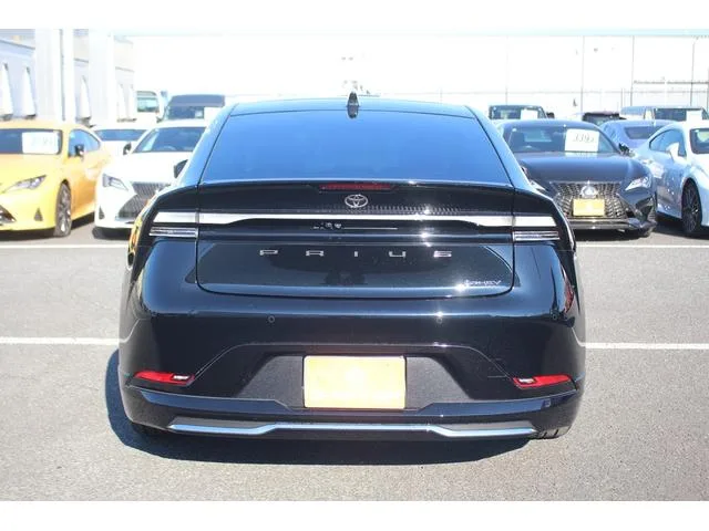 Toyota Prius Z 2023 — миниатюра 5