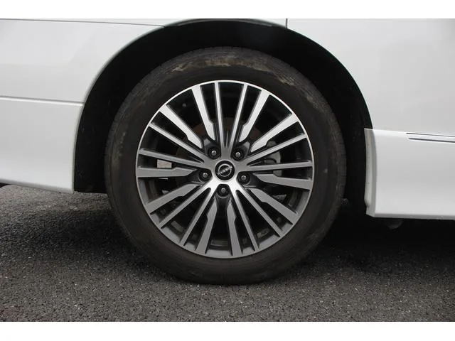 Nissan ELGRAND 250HIGHWAY STAR S 2024 — миниатюра 5