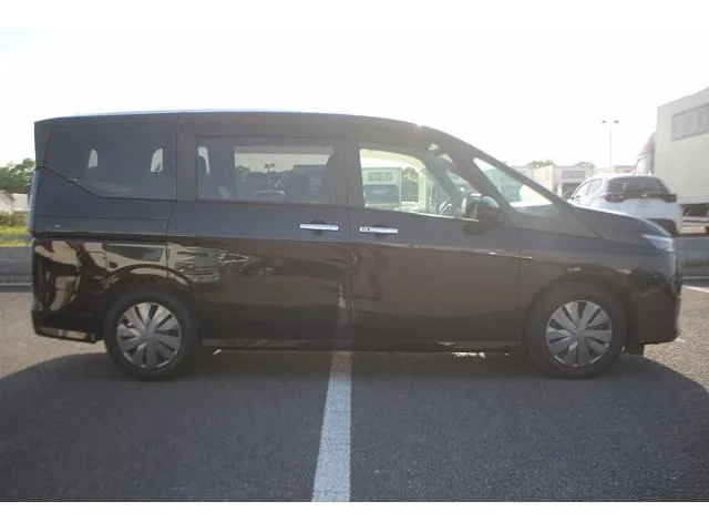 Nissan SERENA X 2024 — миниатюра 4