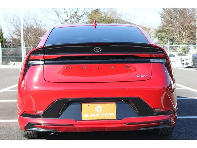 Toyota Prius Z 2023 — миниатюра 3