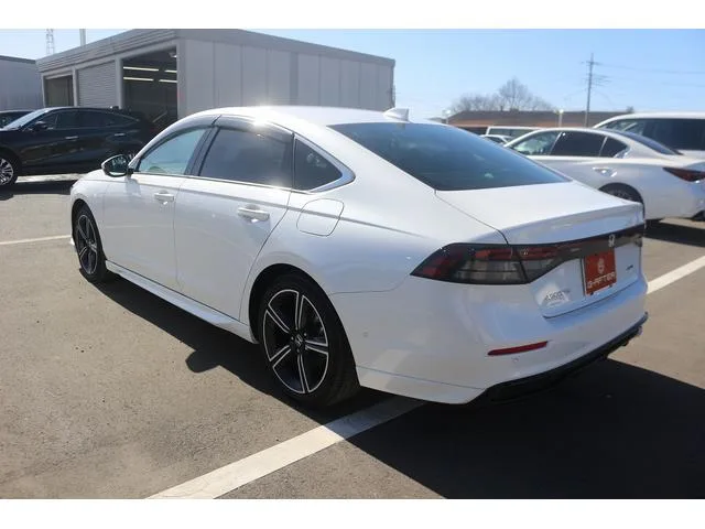 Honda Accord E:HEV 2024 — миниатюра 4