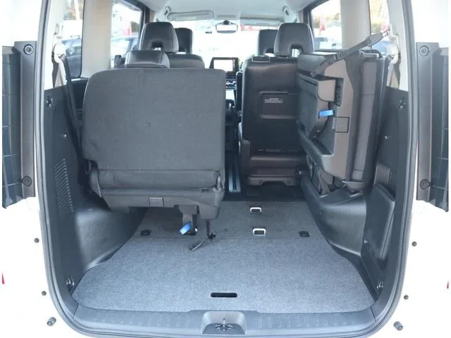 Nissan SERENA HIGHWAY STAR V 2024 — миниатюра 5