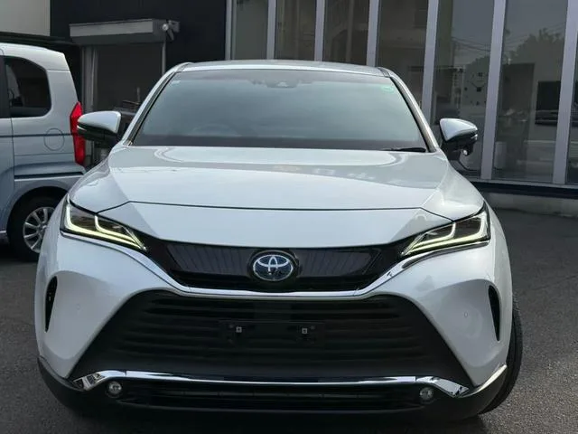 Toyota HARRIER HYBRID G 2023 — фото 1, купить с доставкой в Москву