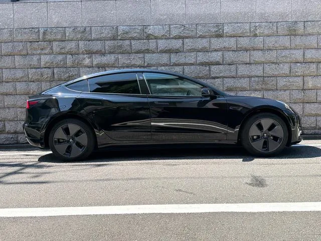 Tesla Model 3 RWD 2022 — миниатюра 2