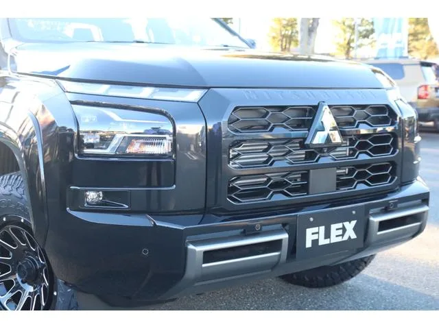 Mitsubishi TRITON GSR 2026 — миниатюра 4
