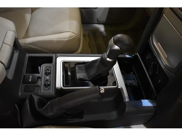 Toyota Land Cruiser Prado TX L PACKAGE 2023 — миниатюра 5