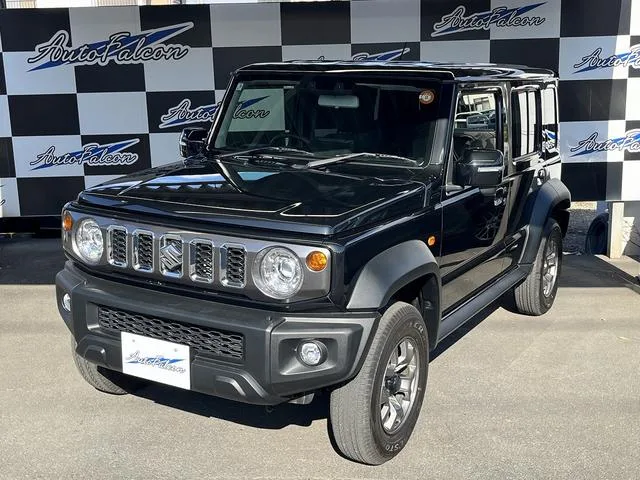 Suzuki JIMNY NOMADE FC 2025 — фото 1, купить с доставкой в Москву