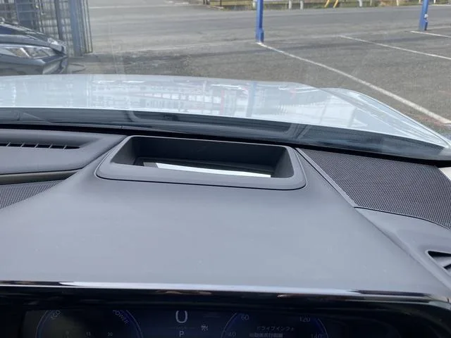 Toyota CROWN CROSSOVER G ADVANCED LEATHER PACKAGE 2023 — миниатюра 3