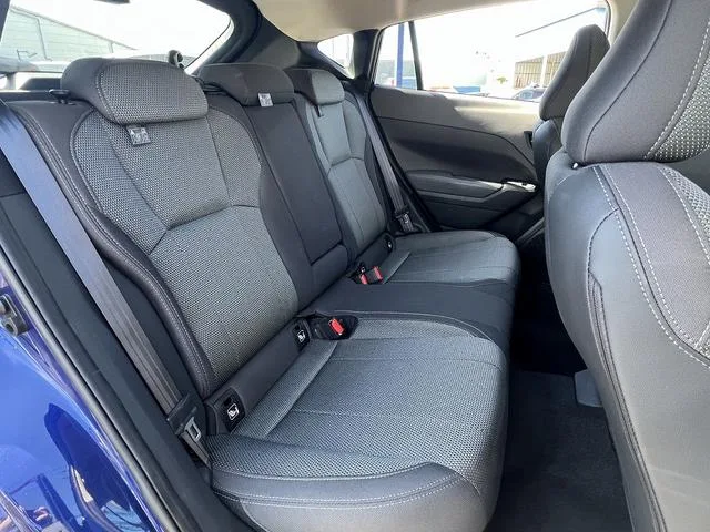 Subaru Crosstrek LIMITED 2023 — миниатюра 2