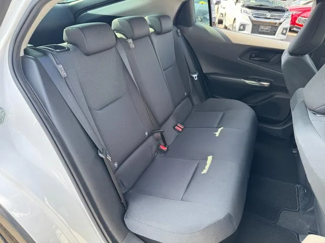 Toyota Prius X 2023 — миниатюра 2