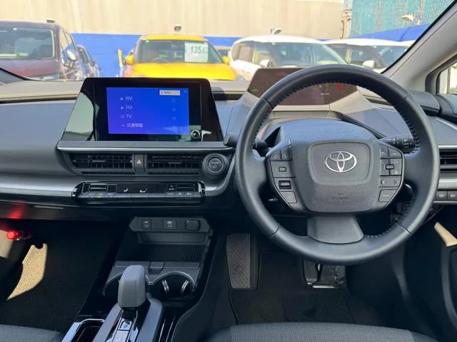 Toyota Prius X 2023 — миниатюра 3