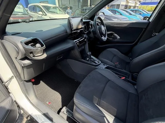 Toyota YARIS CROSS HYBRID GR SPORT 2023 — миниатюра 4