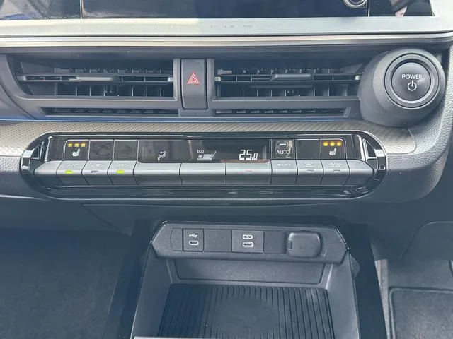 Toyota Prius G 2023 — миниатюра 3