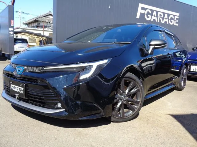 Toyota COROLLA TOURING HYBRID WB 2023 — фото 1, купить с доставкой в Москву