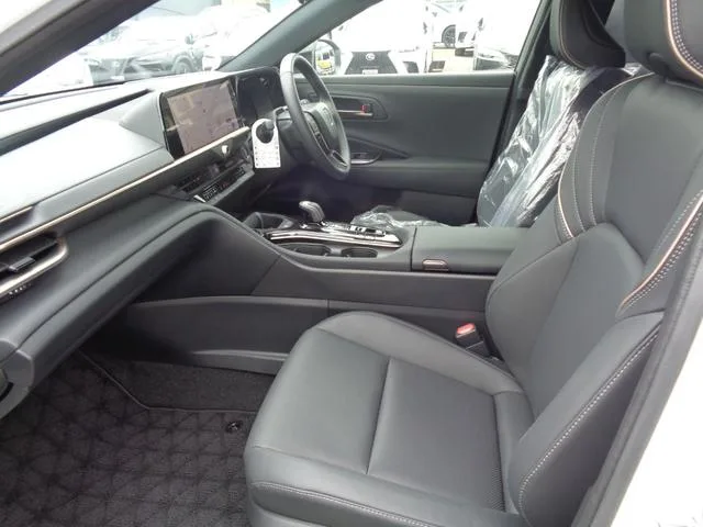Toyota CROWN SPORT Z 2024 — миниатюра 3