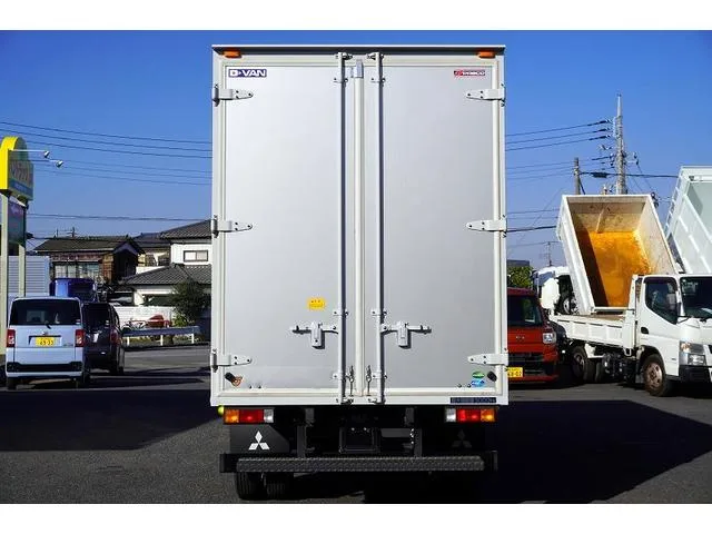 Mitsubishi Fuso CANTER 2023 — миниатюра 2