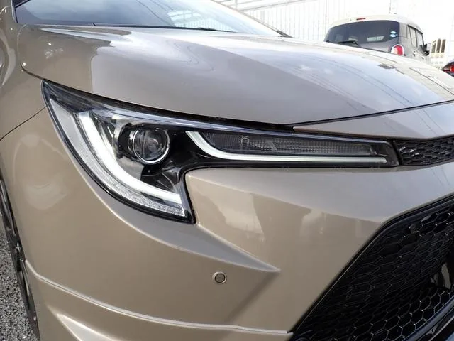 Toyota COROLLA TOURING HYBRID WB 50 MILLION EDITION 2022 — миниатюра 2