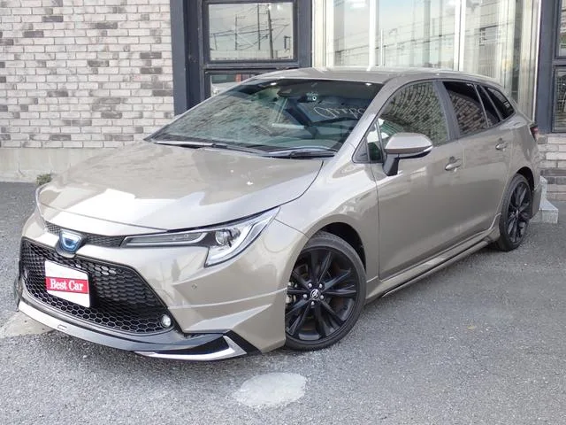 Toyota COROLLA TOURING HYBRID WB 50 MILLION EDITION 2022 — фото 1, купить с доставкой в Москву