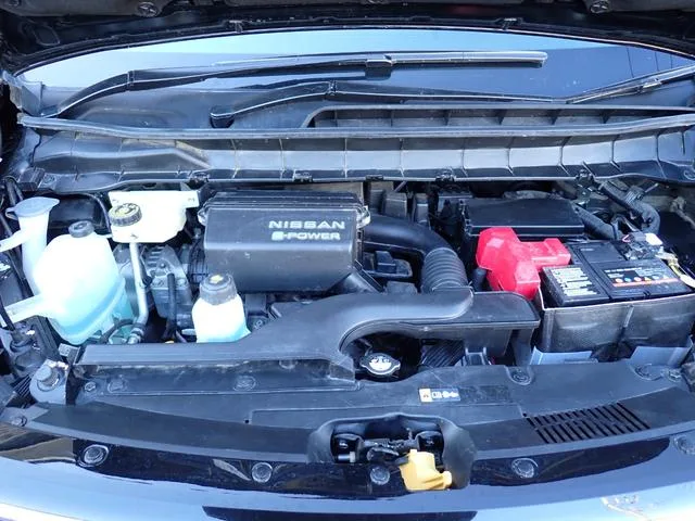 Nissan SERENA E-POWER HIGHWAY STAR V 2025 — миниатюра 3