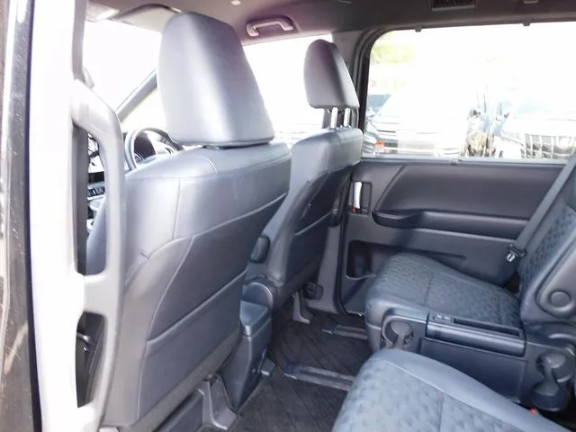 Toyota VOXY HYBRID S-Z 2025 — миниатюра 5
