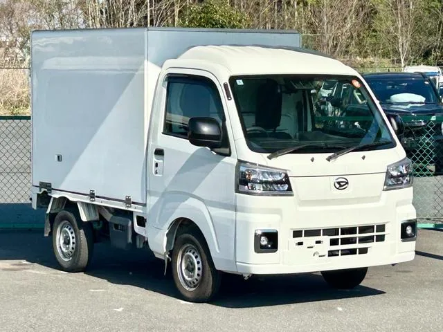Daihatsu HIJET TRUCK 2023 — фото 1, купить с доставкой в Москву