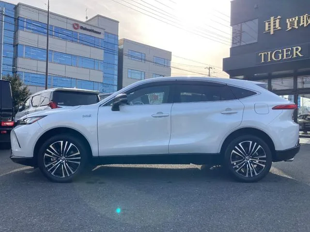 Toyota HARRIER PHEV Z 2022 — миниатюра 5