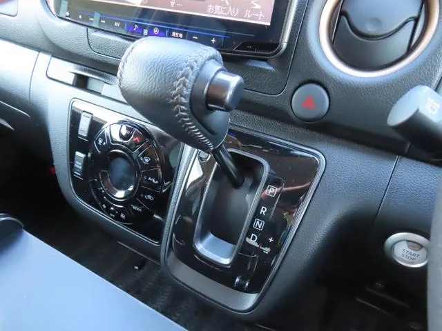 Nissan CARAVAN LONG GRAND PREMIUM GX 2023 — миниатюра 2