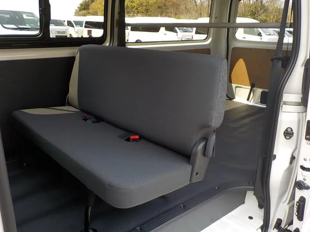 Toyota HIACE VAN LONG DX GL PACKAGE 2026 — миниатюра 4