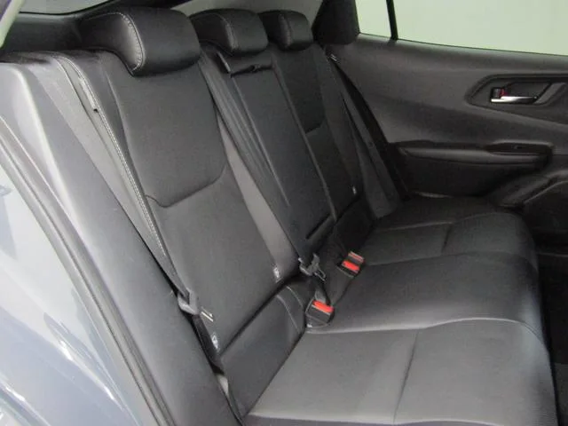Toyota Prius Z 2023 — миниатюра 5