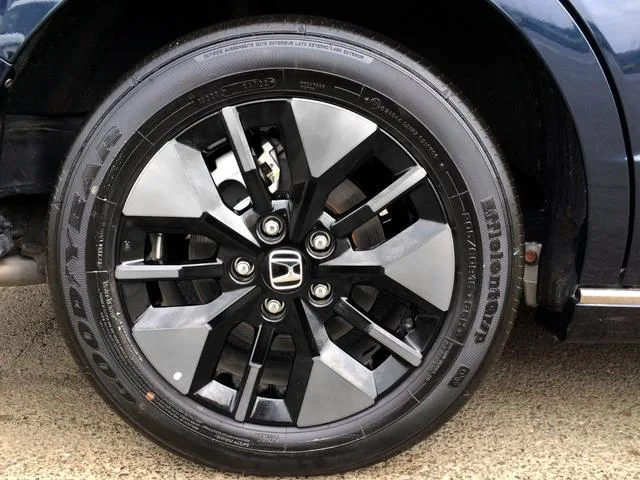 Honda STEPWAGON E:HEV SPADA 2023 — миниатюра 5