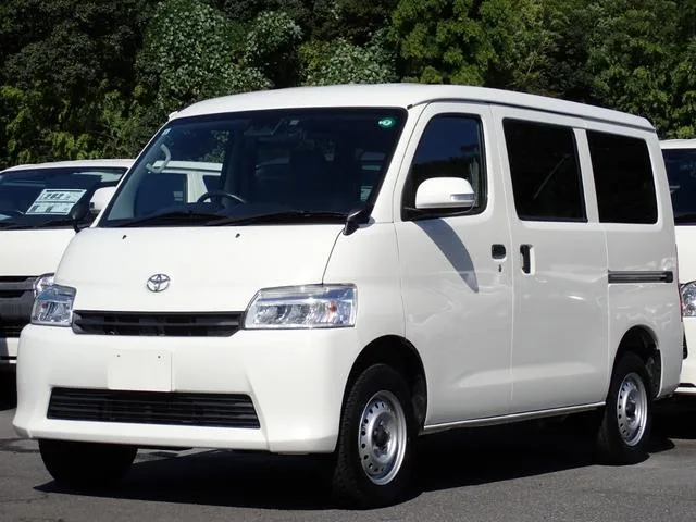 Toyota TOWNACE VAN GL 2023 — фото 1, купить с доставкой в Москву