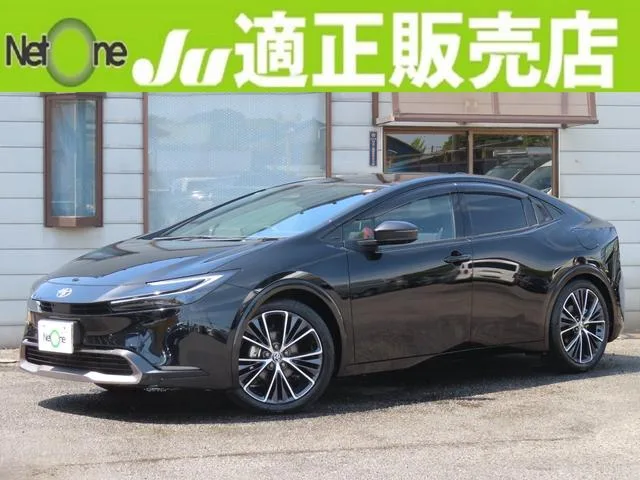 Toyota Prius Z 2025 — фото 1, купить с доставкой в Москву