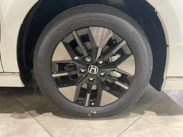 Honda STEPWAGON E:HEV SPADA 2025 — миниатюра 3