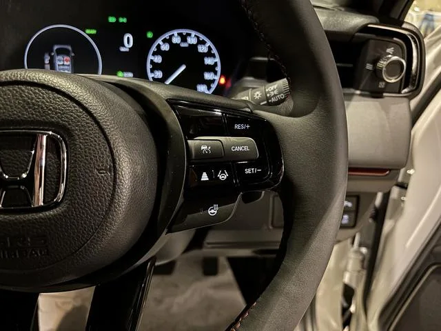 Honda VEZEL E:HEV RS 2026 — миниатюра 5