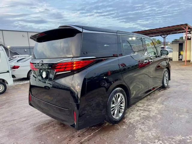 Toyota Alphard Z 2024 — миниатюра 3