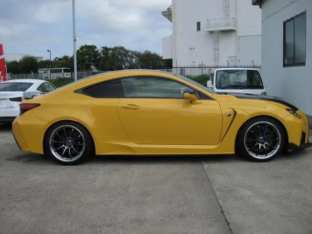 Lexus RC F CARBON EXTERIOR PACKAGE 2022 — миниатюра 3