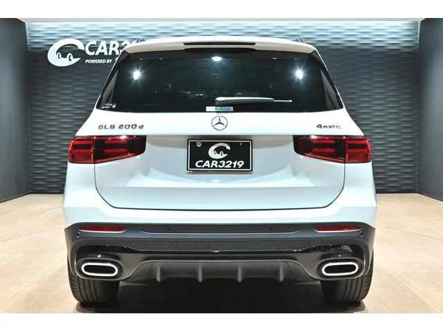 Mercedes-Benz GLB-Class GLB200D 4MATIC NIGHT EDITION 2024 — миниатюра 2