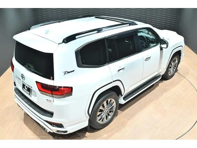 Toyota Land Cruiser ZX 2023 — миниатюра 4