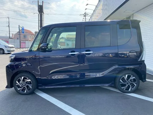 Daihatsu TANTO CUSTOM X 2025 — миниатюра 4