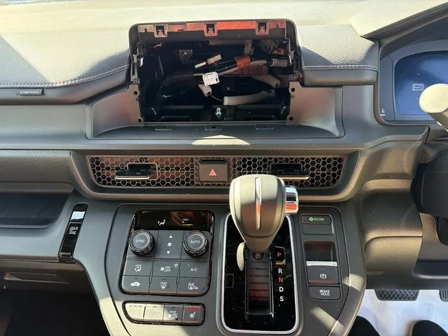 Honda STEPWAGON SPADA 2026 — миниатюра 5