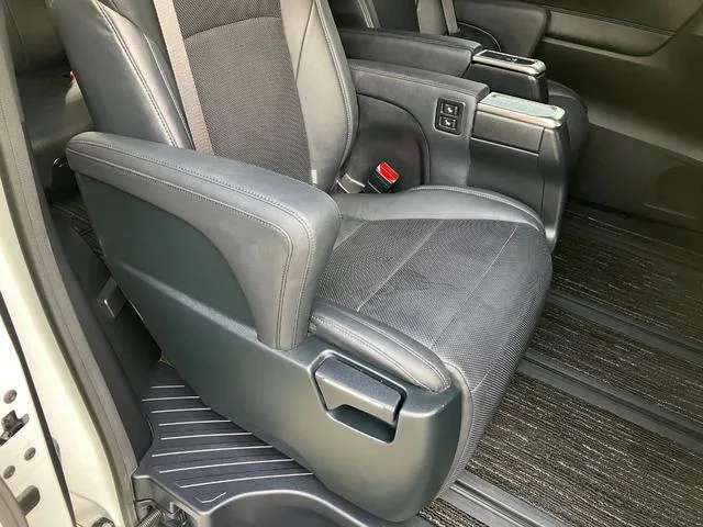 Toyota Alphard 2.5S C PACKAGE 2022 — миниатюра 4