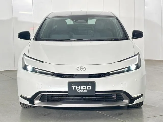 Toyota Prius Z 2025 — миниатюра 4